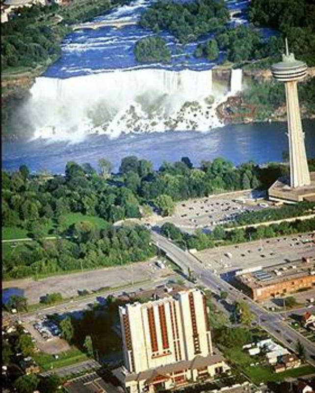 Doubletree Fallsview & By Hilton - Resort 4*